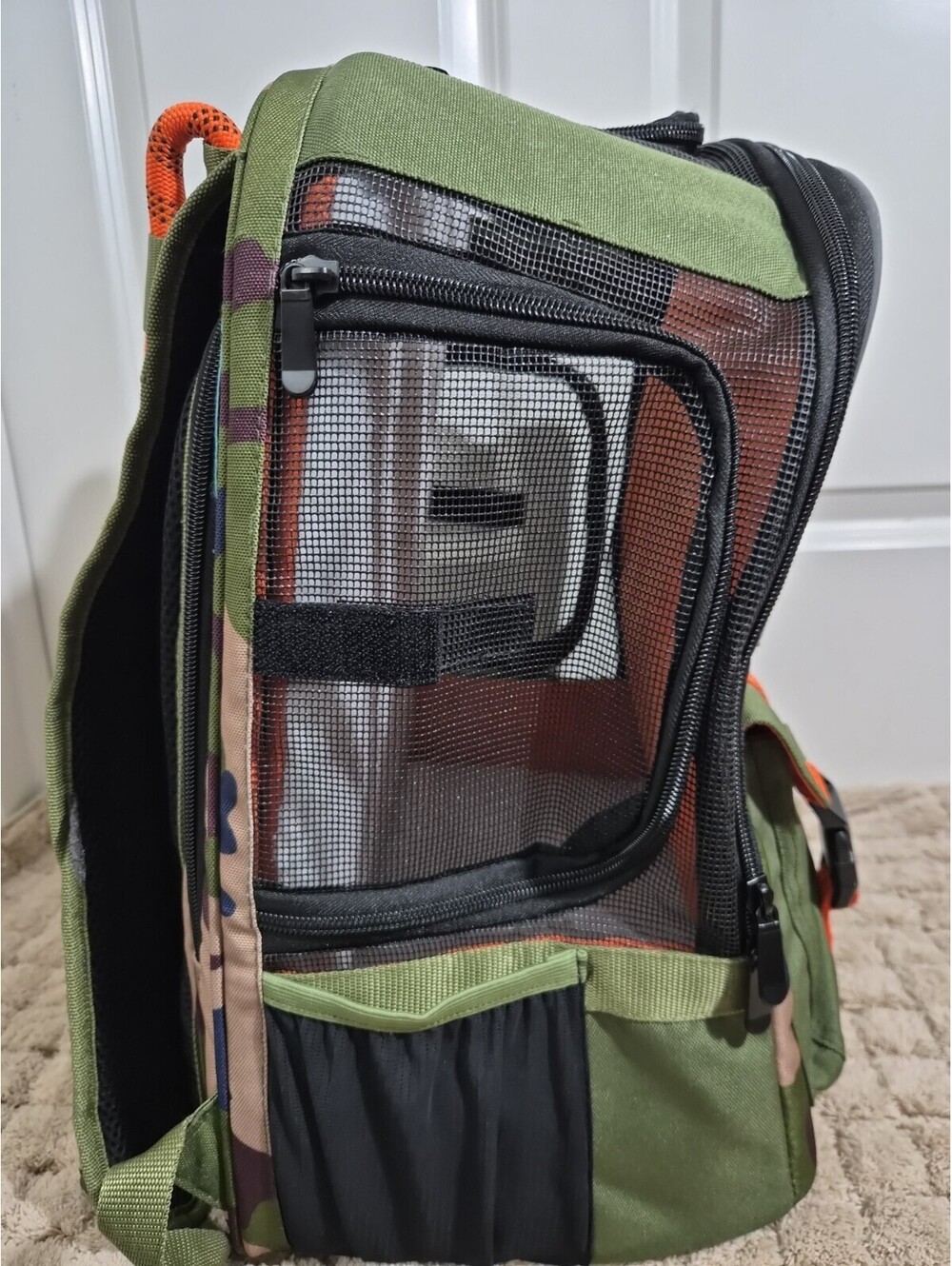 Roverlund Ready-for-Adventure Pet Backpack Black Yellow Up to 25 lb Airline - Picture 2 of 9